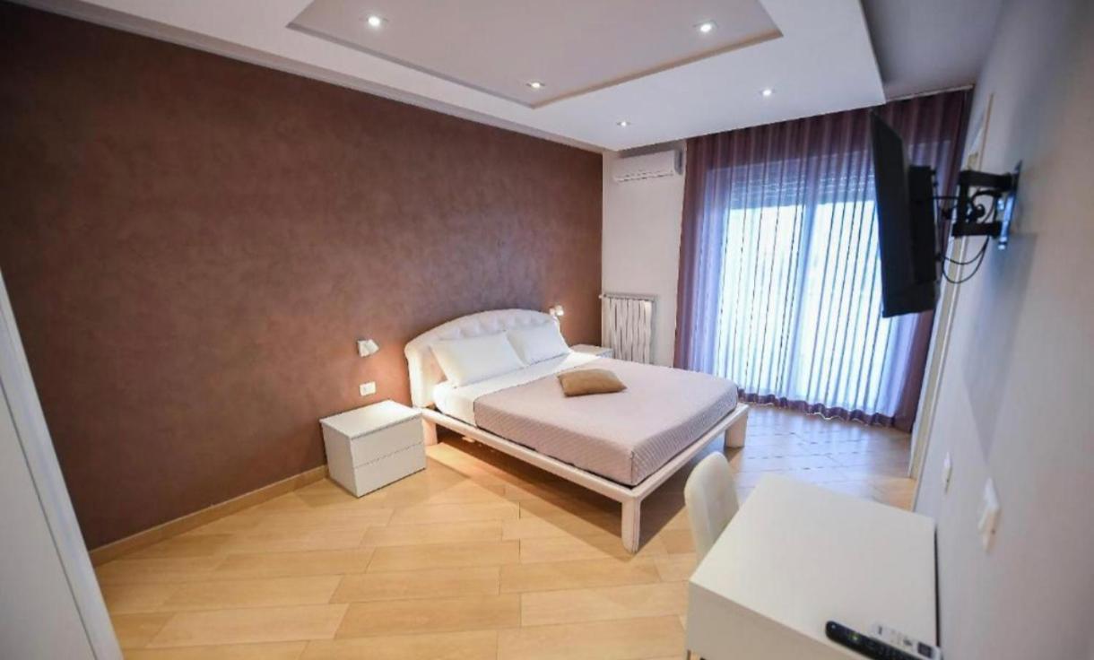 Karol Wojtyla Airport Bari Hotel Buitenkant foto