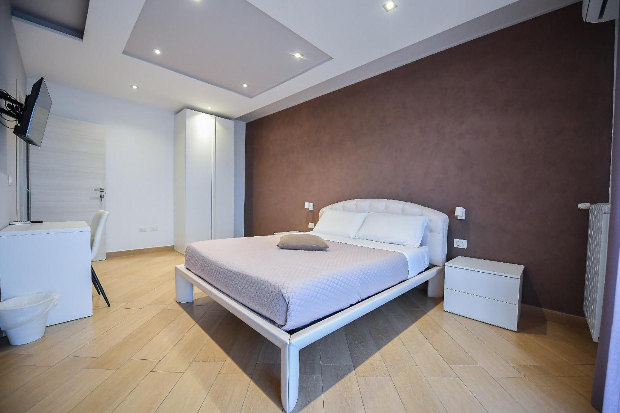 Karol Wojtyla Airport Bari Hotel Buitenkant foto